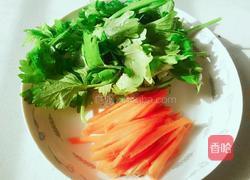 蔬菜汤面条的做法图解1