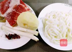 大食堂盒饭 红烧肉米饭一份的做法图解1