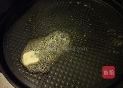 电饼铛香肠虾仁披萨的做法图解2
