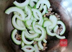 西葫芦炒肉的做法图解5