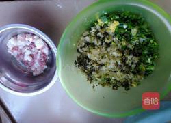猪肉酸菜饼的做法图解4