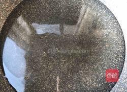 蟹菇芹菜豆腐汤的做法图解3