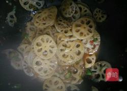 老干妈炒莲菜的做法图解11