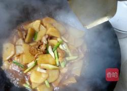 土豆片烧肉的做法图解8