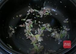皮蛋瘦肉粥的做法图解4