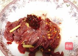 芹菜炒牛肉丝的做法图解3