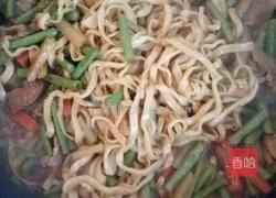 豆角焖面的做法图解3