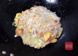 番茄鸡蛋包心菜炒面的做法图解9