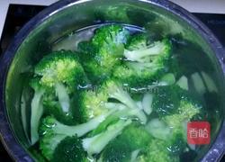 青花炒腊肉的做法图解1