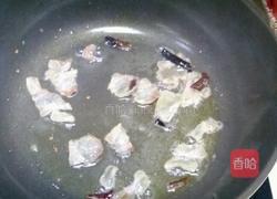 青花炒腊肉的做法图解9