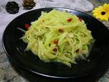 炝炒莴笋丝