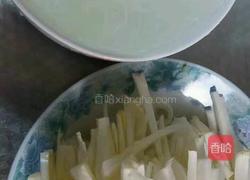 蒜蓉粉丝蒸白菜的做法图解1