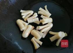 五彩鸡肉煎泥肠的做法图解5