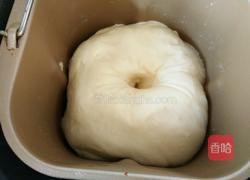奶香软面包的做法图解4