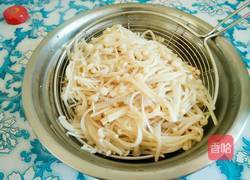 蒜蓉酱凉拌金针菇的做法图解6