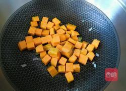  酱汁南瓜小方的做法图解7