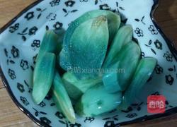 凉拌则耳根（鱼腥草）的做法图解2