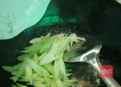 西芹炒牛肉的做法图解7
