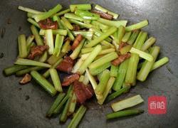 芹菜炒肉的做法图解9