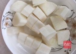 萝卜炖牛腩的做法图解3