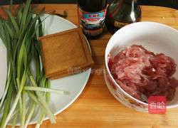 香干炒肉丝的做法图解1