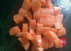 咖喱土豆胡萝卜鸡肉的做法图解1