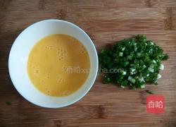 酱油炒饭的做法图解2