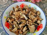 香菇炒肉的做法[图]