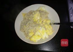鸡蛋炒金针菇的做法图解12