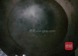 胡萝卜干拌面的做法图解1