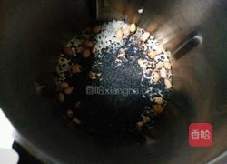 黑芝麻糊的做法图解2