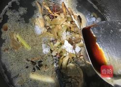 红烧鲫鱼的做法图解6