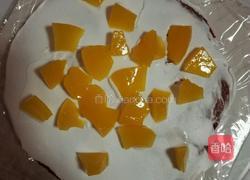 红丝绒水果蛋糕的做法图解3