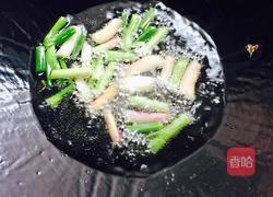 鲜味素炒山水河粉的做法图解3