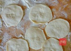 芹菜素饺子的做法图解13