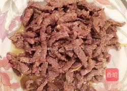 黑胡椒牛柳炒意面的做法图解2