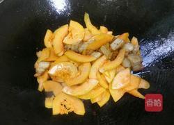 南瓜炒五花肉的做法图解4