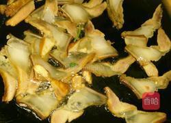蒜苔炒腊肉的做法图解3