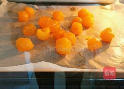 蛋黄酥的做法图解4