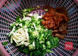 肉皮羹的做法图解1