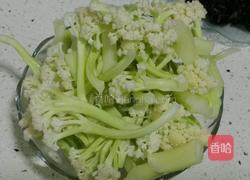 玉扇翡翠花菜的做法图解2