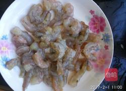 白菜虾仁饺子的做法图解5
