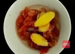 蘑菇炒肉的做法图解2