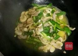 蘑菇炒肉的做法图解8