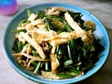 蛋包丝炒韭菜花