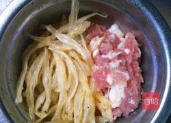 蛋包丝炒韭菜花的做法图解2