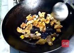 酥肉炒花菜的做法图解6