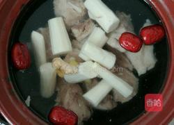 山药排骨汤的做法图解4