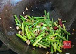 辣炒蒜薹肉沫的做法图解6