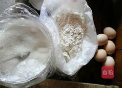 电饭锅蛋糕的做法图解1